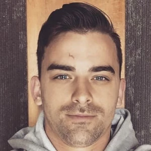 Logan Lisle - Birthplace, Bio, Wiki, Birthday, Family, Networth & More