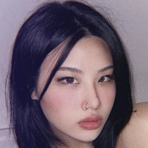 Littlebunszz - Wiki, Family, Bio, Birthdate, Networth & More