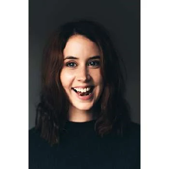 Liz Kingsman - Age, Bio, Birthdate, Family, Networth & More