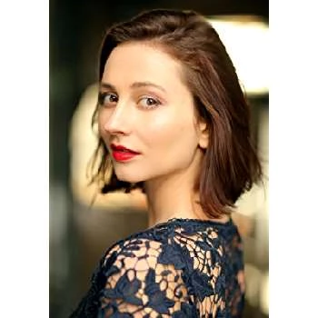 Lizzie Aaryn-Stanton - Age, Bio, Birthdate, Family, Networth & More