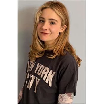 Lizzy DeClement - Age, Bio, Birthdate, Family, Networth & More