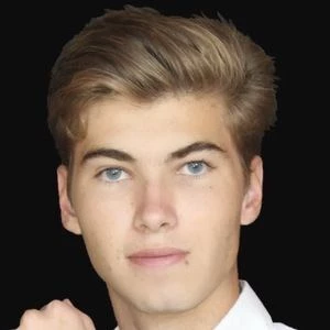 Parker Locke - Networth, Biography, Birthdate, Family & More