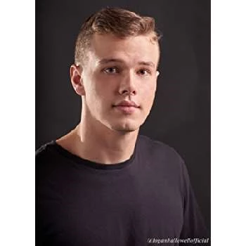 Logan Hallowell - Networth, Biography, Birthdate, Family & More