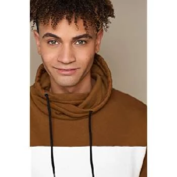 Logan Slater - Age, Bio, Birthdate, Family, Networth & More