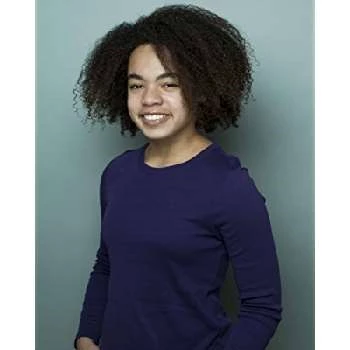 Lola Assad - Age, Bio, Birthdate, Family, Networth & More