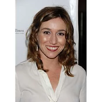 Lola Dueñas - Biography, Birthdate, Family, Networth & More