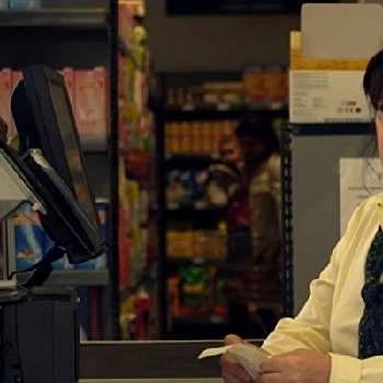 Loles León - Age, Bio, Birthdate, Family, Networth & More