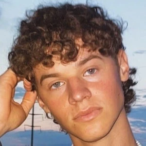 Max Long - Birthdate, Age, Family, Bio, Networth & More