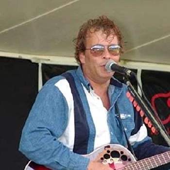 Lonny Ray - Age, Bio, Birthdate, Family, Networth & More