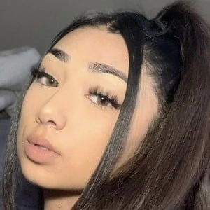 Valery Lopez - Wiki, Bio, Birthdate, Networth, Family & More