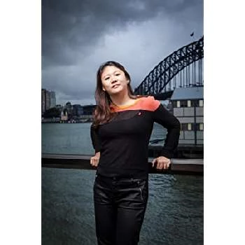 Lorna Tee - Age, Bio, Birthdate, Family, Networth & More