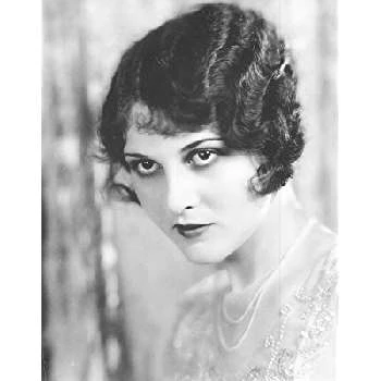 Lorraine Eason - Networth, Bio, Wiki, Family, Birthday, Networth & More