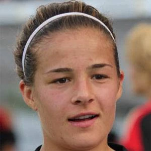 Lena Lotzen - Profession, Biography, Birthdate, Family, Wiki & More