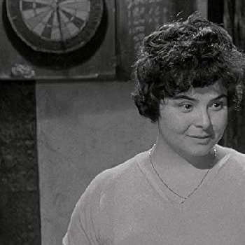 Louise Dunn - Age, Bio, Birthdate, Family, Networth & More