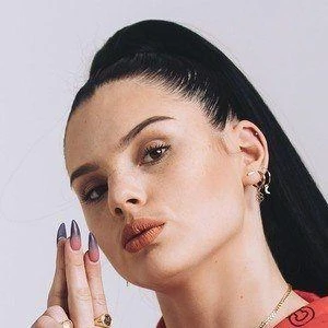 Famke Louise Biography