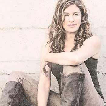 Louise Goffin - Wiki, Bio, Networth, Birthdate, Family & More