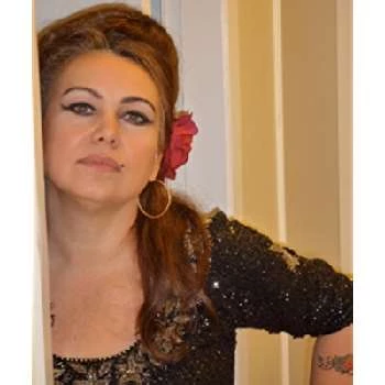 Louise Mackiewicz - Age, Bio, Birthdate, Family, Networth & More