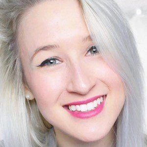 Sophie Louise Biography