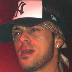 Abz Love - Height, Bio, Wiki, Family, Birthplace, Networth & More