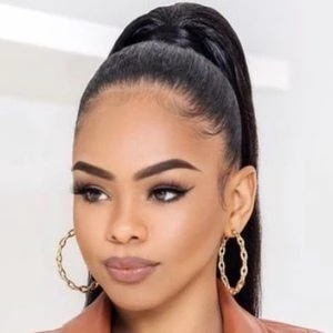 Reyna Love Biography