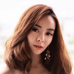 Leanne Low - Age, Bio, Birthdate, Family, Networth & More