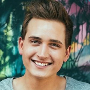 Andrew Lowe Biography