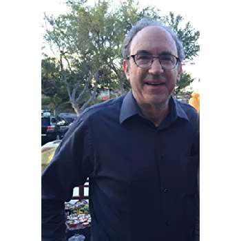 Lowell Ganz - Family, Bio, Wiki, Dat of Birth, Networth & More