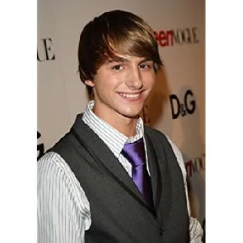 Lucas Cruikshank - Height, Bio, Wiki, Family, Birthplace, Networth & More