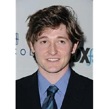 Lucas Neff Biography