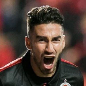 Martín Lucero - Birthplace, Bio, Wiki, Birthday, Family, Networth & More