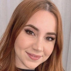 Carolina Luchtenberg - Age, Wiki, Birthdate, Bio, Networth, Family & More