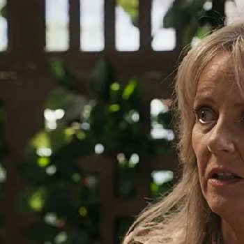 Lucinda Cowden - Age, WIki, Birthday, Family, Networth & More