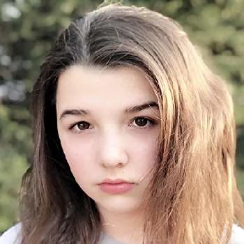 Lucy Fava - Age, Bio, Birthdate, Family, Networth & More