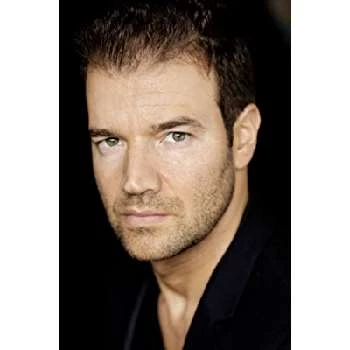 Luis Costa Biography
