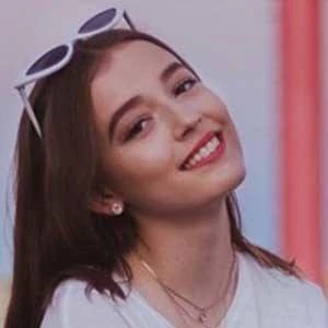 Adeliz Luján - Age, Bio, Birthdate, Family, Networth & More