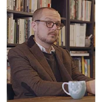 Luke Buckmaster Biography