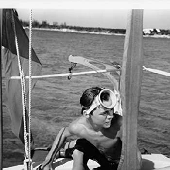 Luke Halpin - Family, Bio, Birthday, Family, Income & More