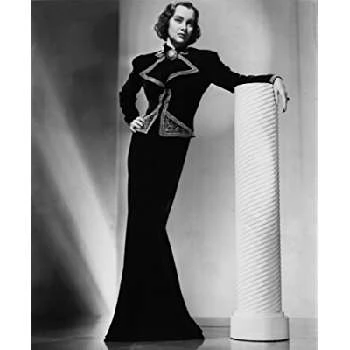 Luli Deste - Wiki, Family, Bio, Birthdate, Networth & More