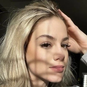 LuluLuvely Biography