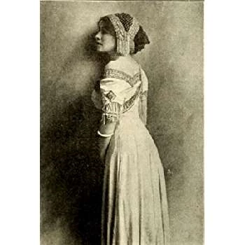 Lurline Lyons - Wiki, Bio, Birthdate, Networth, Family & More