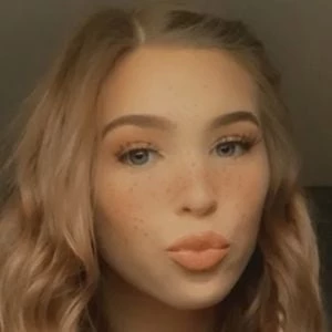 Makenzie Taylor - Height, Bio, Wiki, Family, Birthplace, Networth & More