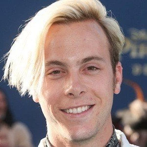 Riker Lynch Biography