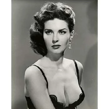 Lynn Cartwright - Networth, Bio, Wiki, Family, Birthday, Networth & More