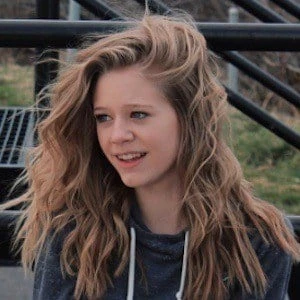 Natalie Lynn Biography