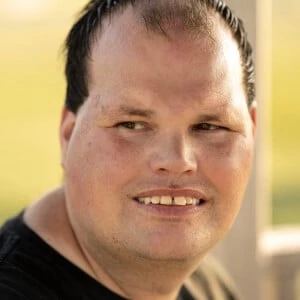 Frankie MacDonald Biography