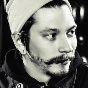 Taylor Macfee - Adderess, Bio, Birthdate, Family, Wiki & More