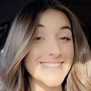 Taylor Mackenzie - Wiki, Bio, Networth, Birthdate, Family & More