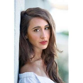 Madeleine Kennedy - Age, Bio, Birthdate, Family, Networth & More