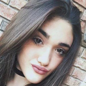 Sophia Madison - Age, Bio, Birthdate, Family, Networth & More