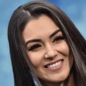 Cheli Madrid - Age, Bio, Birthdate, Family, Networth & More